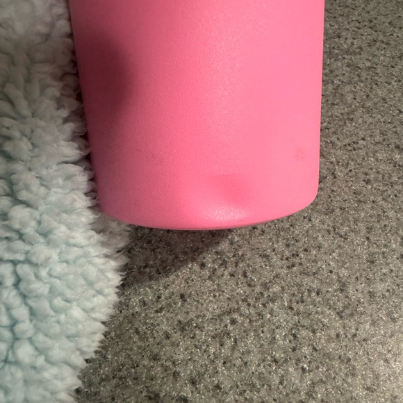 EUC Target 2025 limited edition Valentines Day Stanley Pink Heart Tumbler - Picture 3 of 6